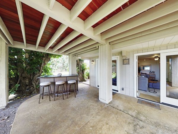 Luxury Vacation Home Close To Beach In Princeville