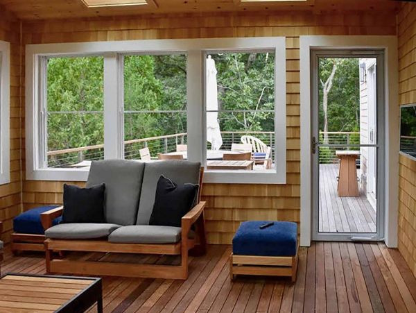 Cape Cod Home 994522