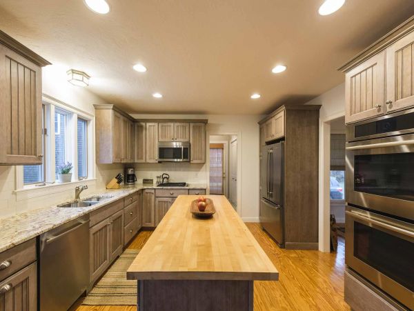 Cape Cod Home 994523