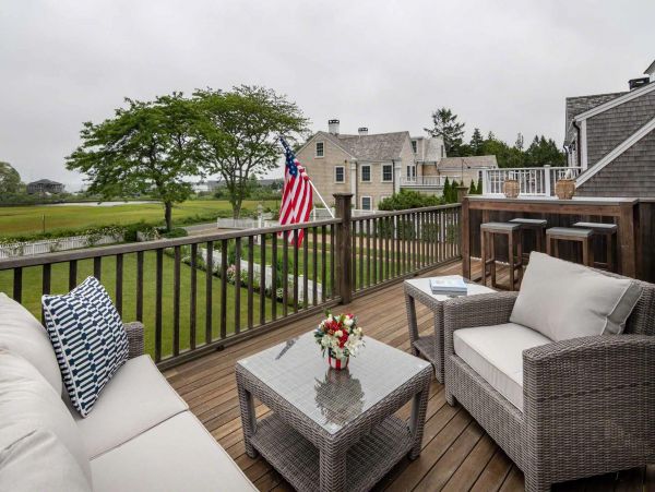 Cape Cod Home 994527