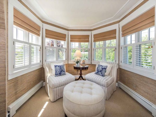 Cape Cod Home 994531