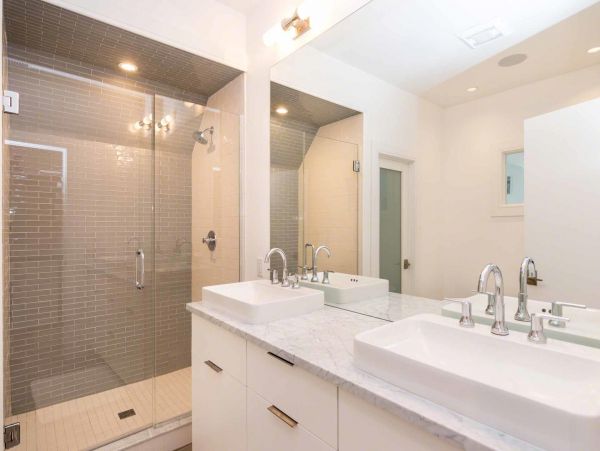 Cape Cod Home 994533