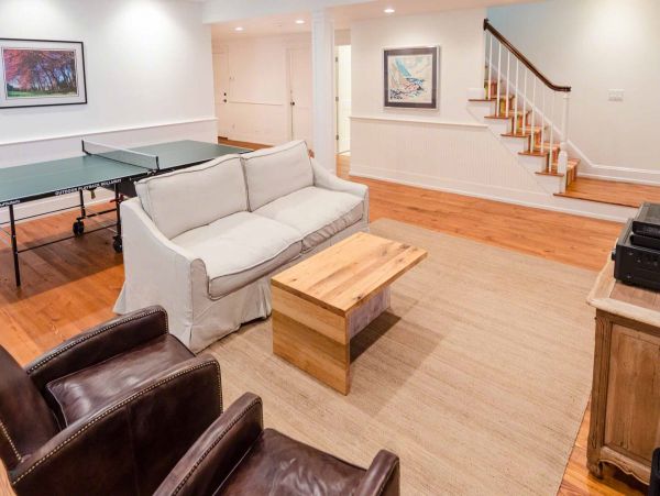 Cape Cod Home 994534