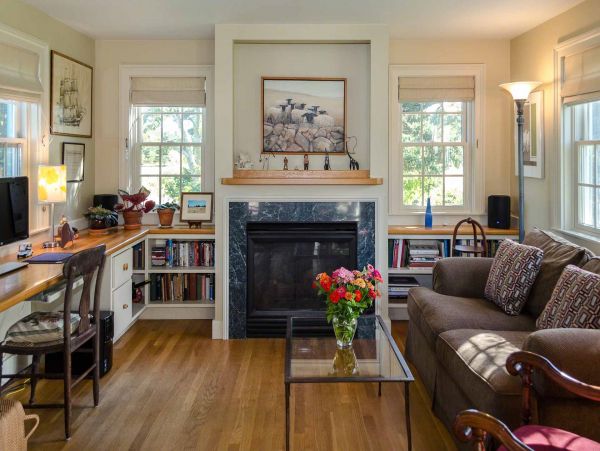 Cape Cod Home 994535