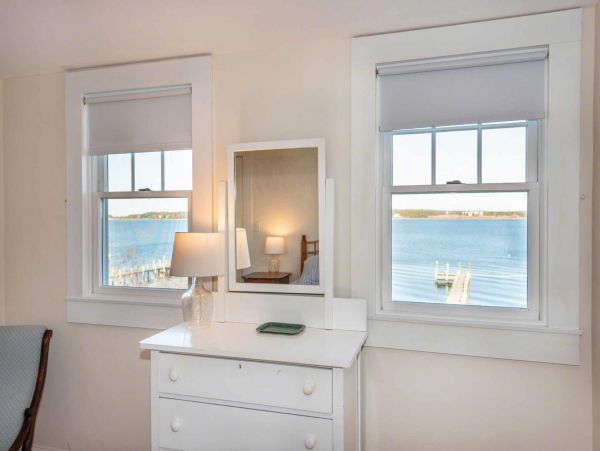Cape Cod Home 994538