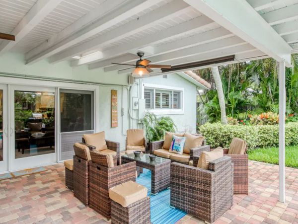 Charming Vacation Home In Lighthouse Point With Pool
