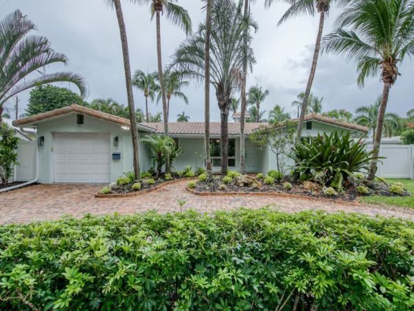 Charming Vacation Home In Lighthouse Point With Pool