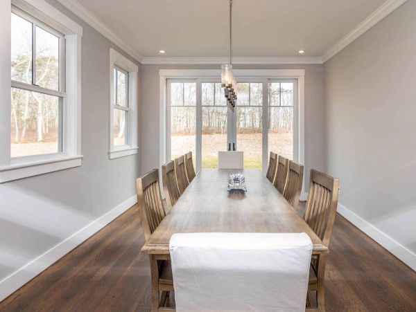 Cape Cod Home 994544