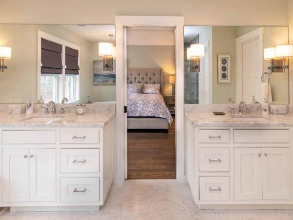 Cape Cod Home 994544
