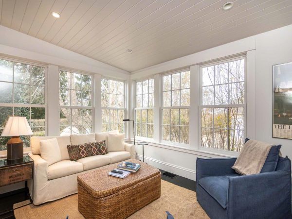 Cape Cod Home 994548