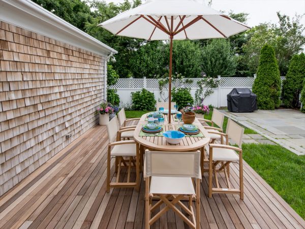 Cape Cod Home 994550