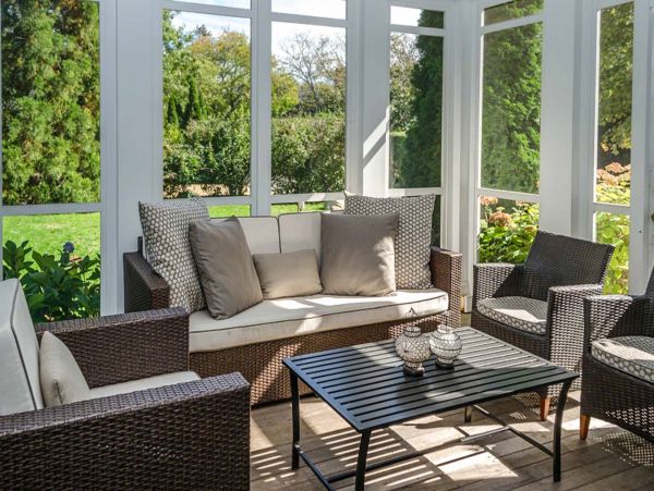 Cape Cod Home 994552