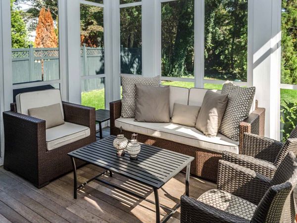 Cape Cod Home 994552