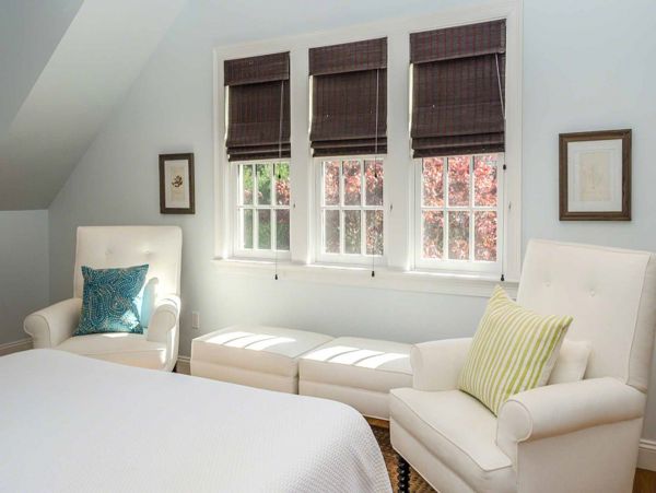Cape Cod Home 994552