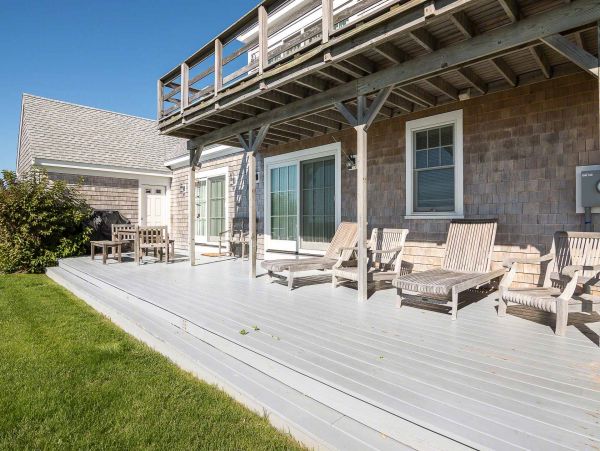 Cape Cod Home 994553