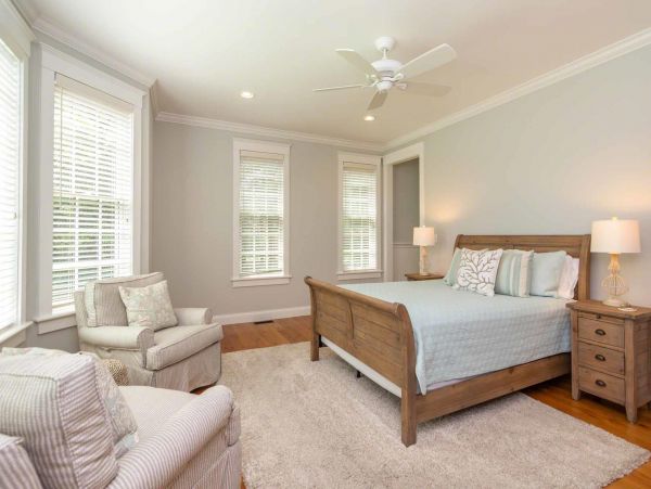 Cape Cod Home 994554