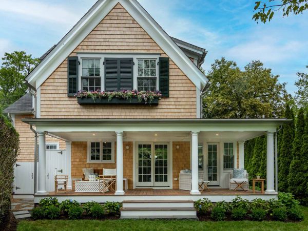 Cape Cod Home 994555