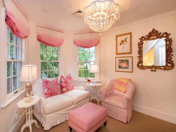 Cape Cod Home 994555