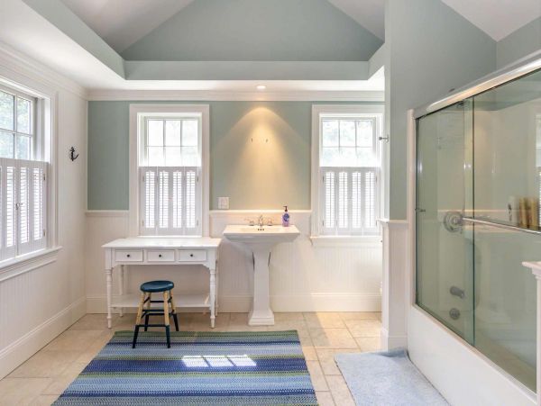 Cape Cod Home 994559