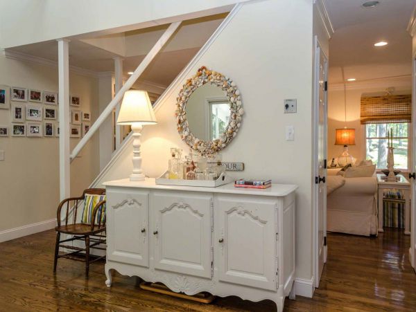 Cape Cod Home 994561