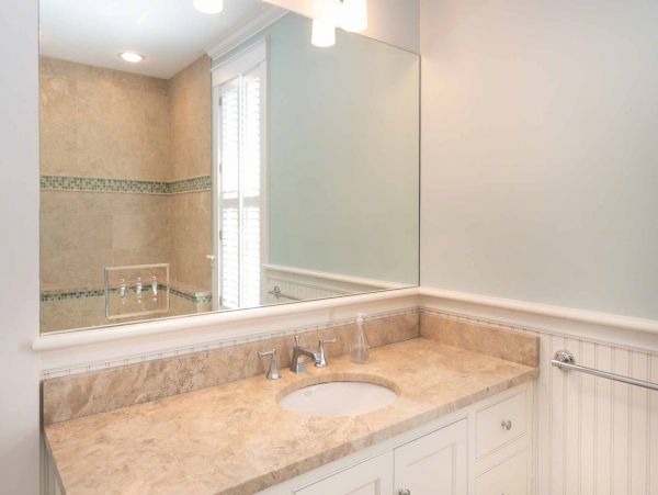 Cape Cod Home 994562