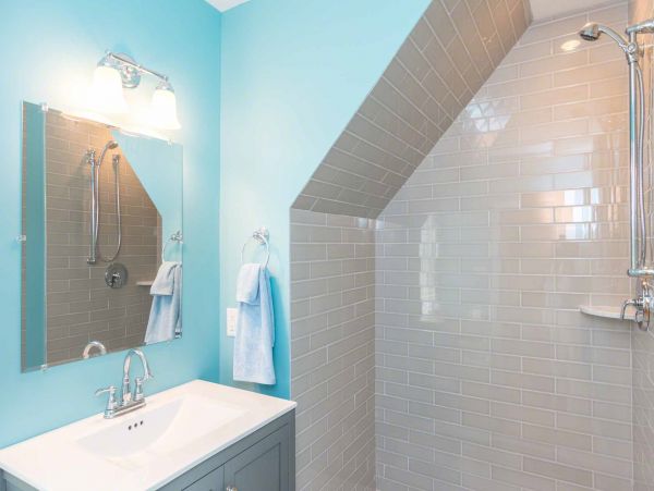Cape Cod Home 994563