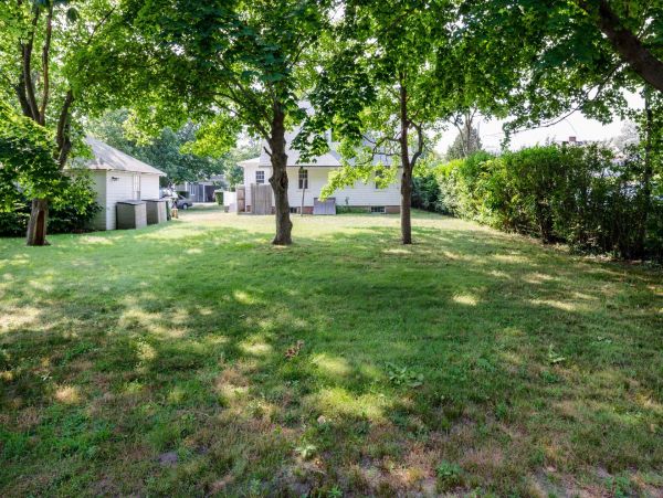 Cape Cod Home 994564