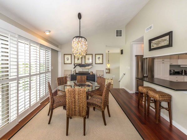 Cape Cod Home 994567