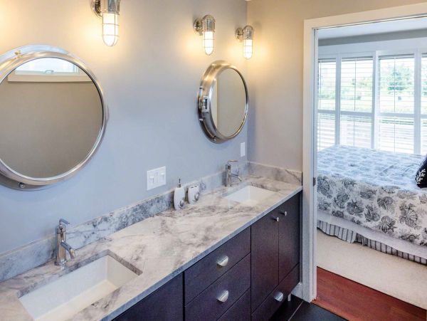 Cape Cod Home 994567