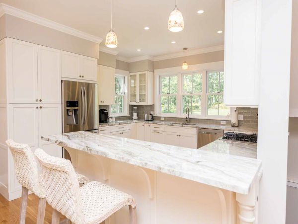Cape Cod Home 994568