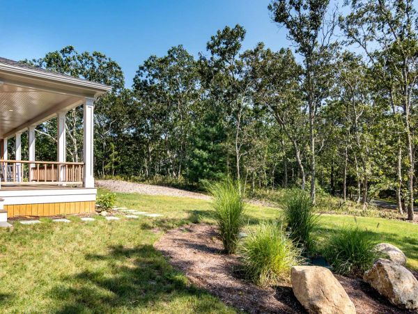 Cape Cod Home 994568