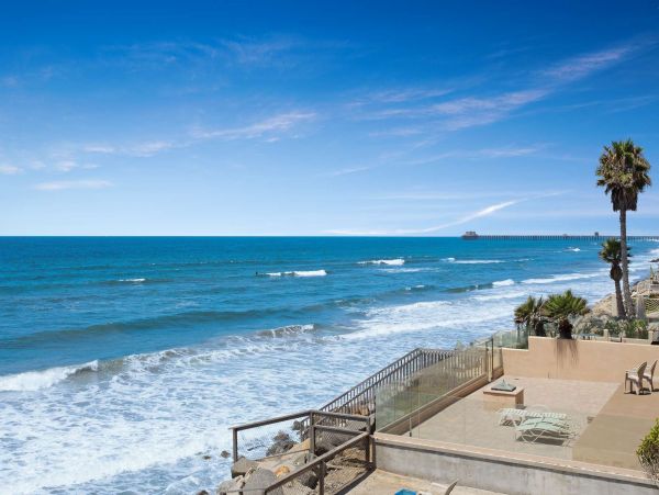 Beachfront Oceanside Luxury Vacation Accommodation