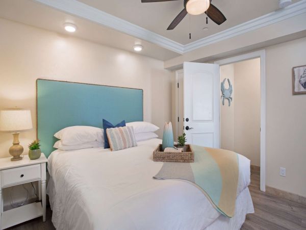 Beachfront Oceanside Luxury Vacation Accommodation