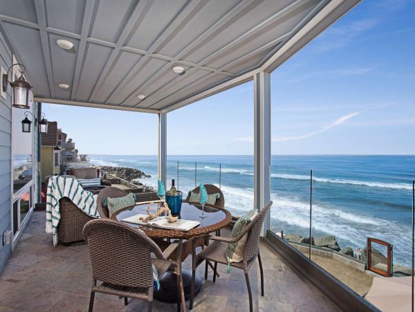 Beachfront Oceanside Luxury Vacation Accommodation