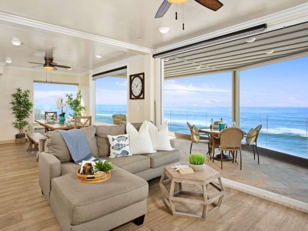 Beachfront Oceanside Luxury Vacation Accommodation