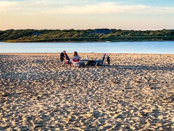 Cape Cod Home 994571