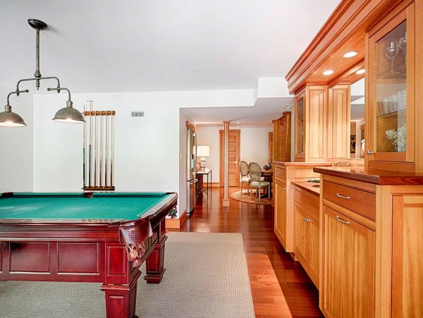 Cape Cod Home 994574