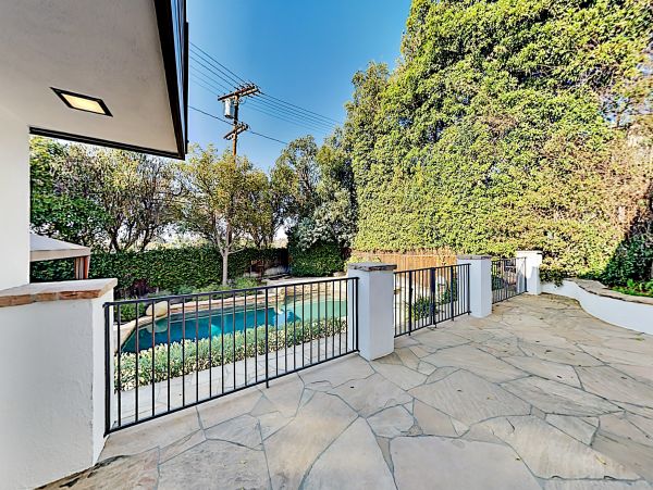 LA Luxury Pool Home Studio City Area