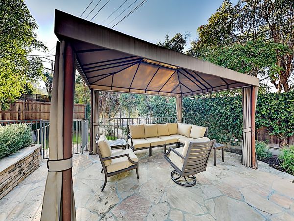 LA Luxury Pool Home Studio City Area
