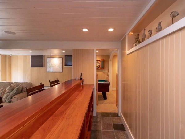 Cape Cod Home 994577