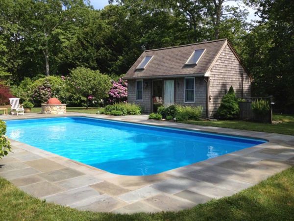 Cape Cod Home 994577