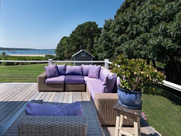 Cape Cod Home 994579