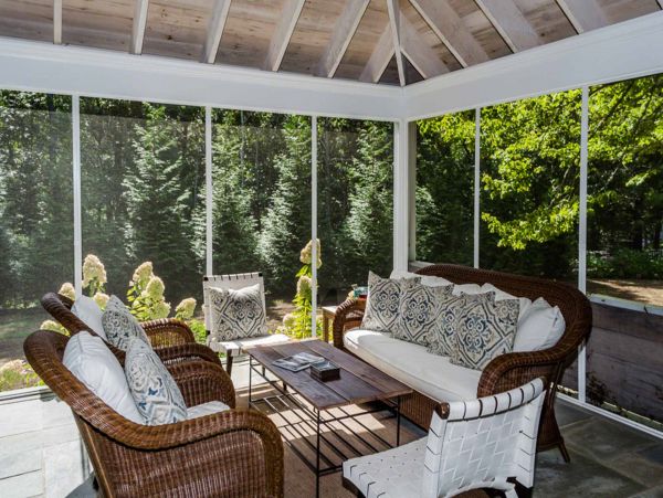 Cape Cod Home 994585