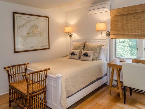 Cape Cod Home 994585