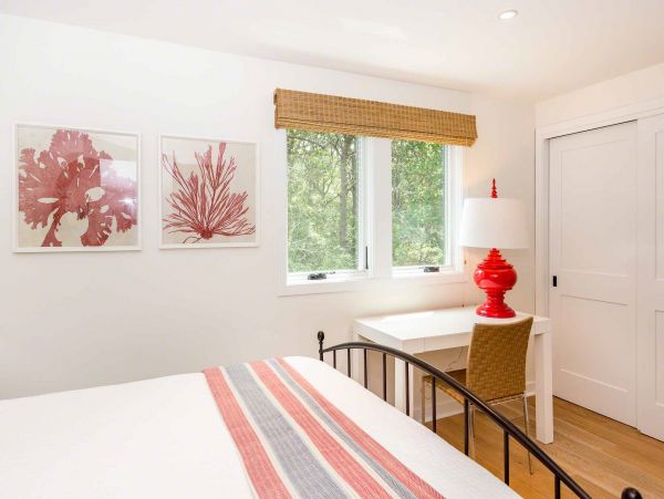 Cape Cod Home 994585