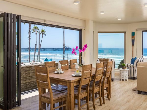 Oceanside Beachfront Four Bedroom Rental Condo Ocean Views