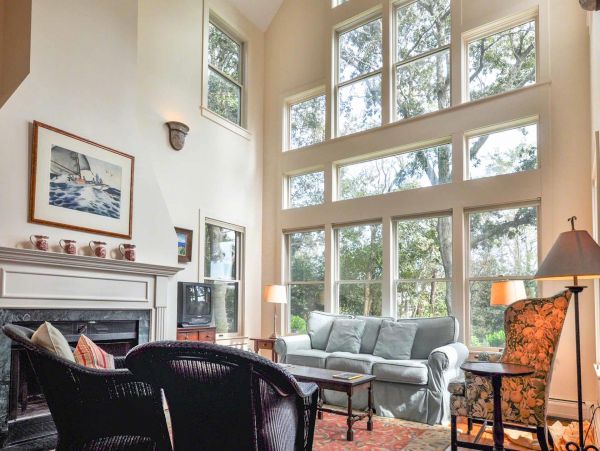 Cape Cod Home 994591