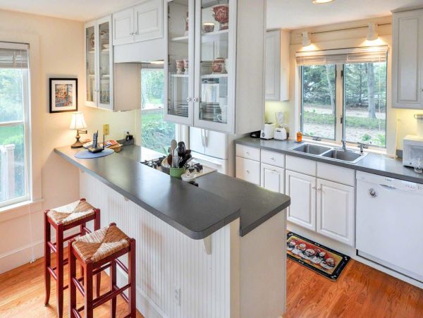 Cape Cod Home 994591