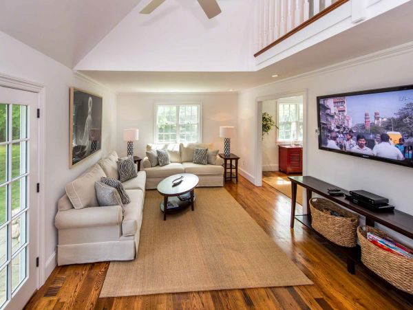 Cape Cod Home 994592