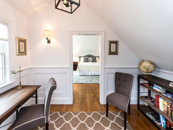 Cape Cod Home 994592